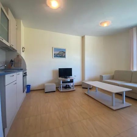 Amadeus 1 - 13b Large Two Bedroom Apartment