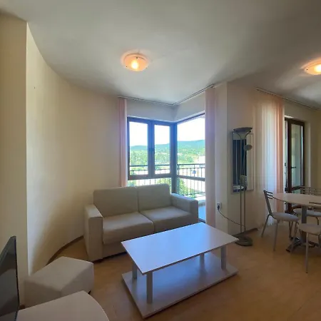 Apartment Amadeus 1 - 13b Large Two Bedroom