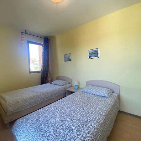 Apartment Amadeus 1 - 13b Large Two Bedroom *