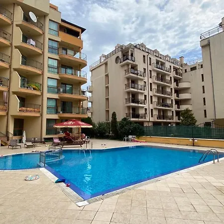 Amadeus 1 - 13b Large Two Bedroom Apartment *